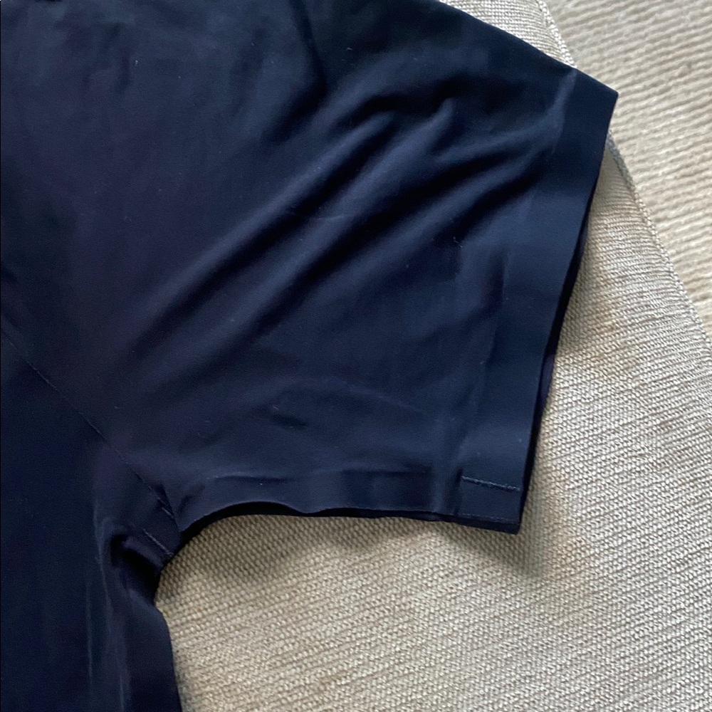 Alo Men’s Navy Blue Short Sleeve Workout Shirt Size M - Picture 8 of 8